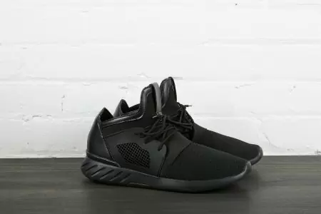 Sneaker shoes men